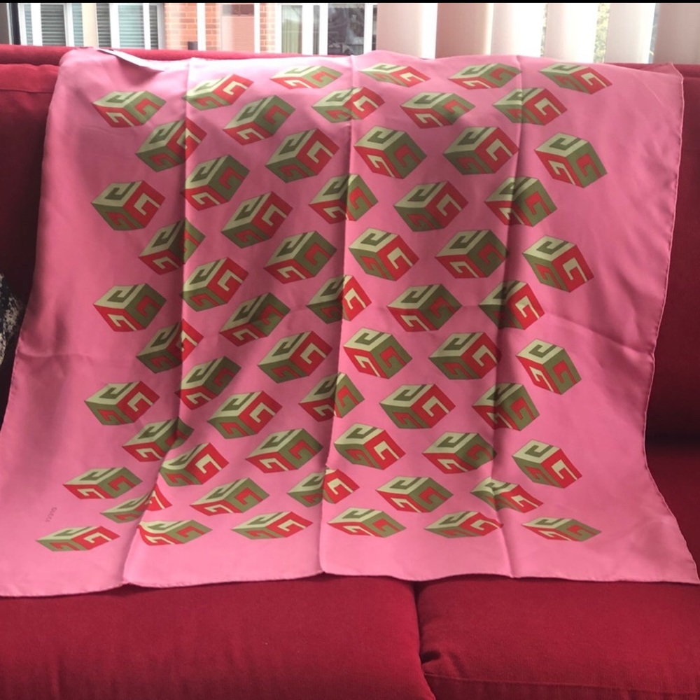 Gucci scarf NWT - Picture 3 of 8
